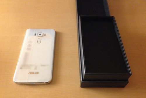 zenfone3unbox_04.jpg